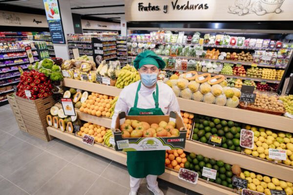 SPAR Gran Canaria es lider en la venta de frutas y verduras y destaca por su apoyo historico al producto canario