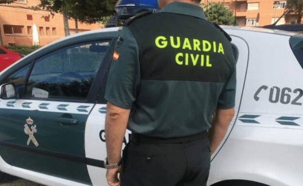 La Guardia Civil esclarece in situ un delito de Homicidio en grado de tentativa con arma blanca en Gáldar