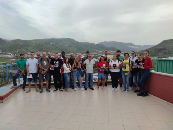 Visita de alumnos del CEPA Galdar a la Biblioteca Municipal