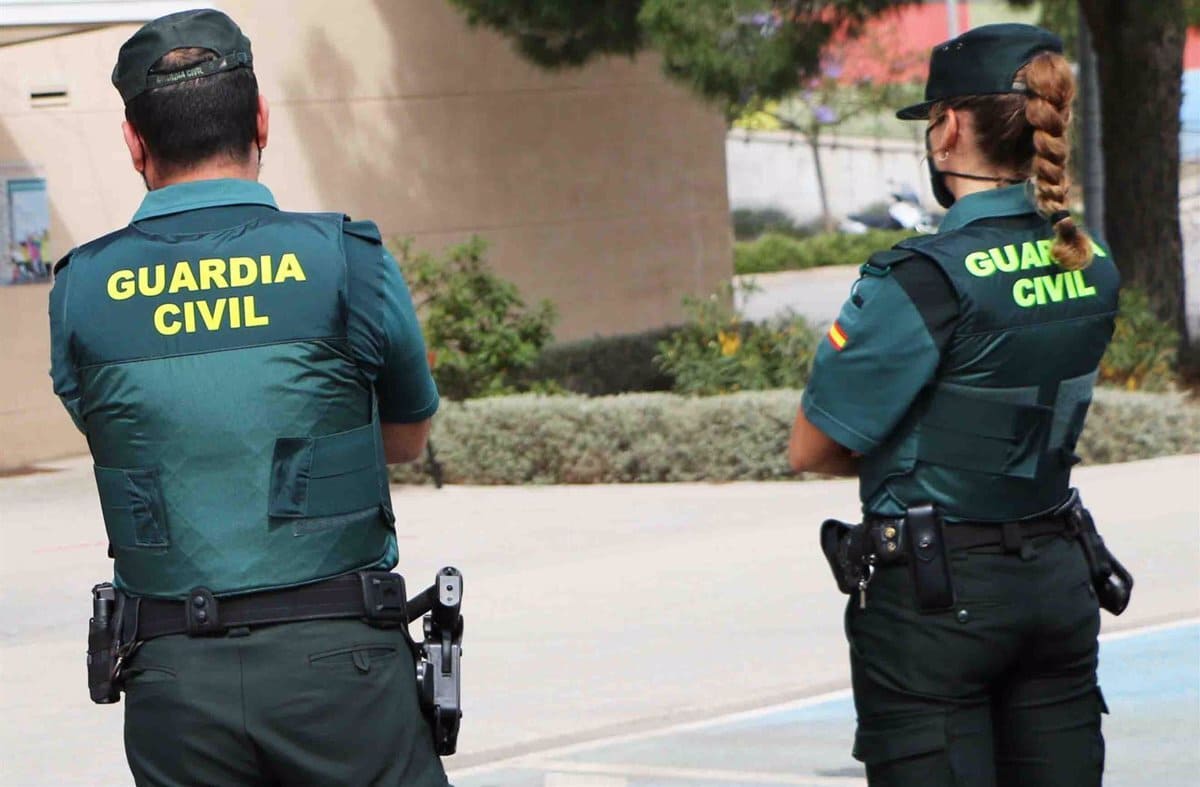 La Guardia Civil denuncia a los conductores que circulaban por el Parque Natural de Jandía tras la publicación de los videos en redes sociales