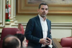 Lucas Bravo de Laguna UxGC candidato al Partamento de Canarias 2