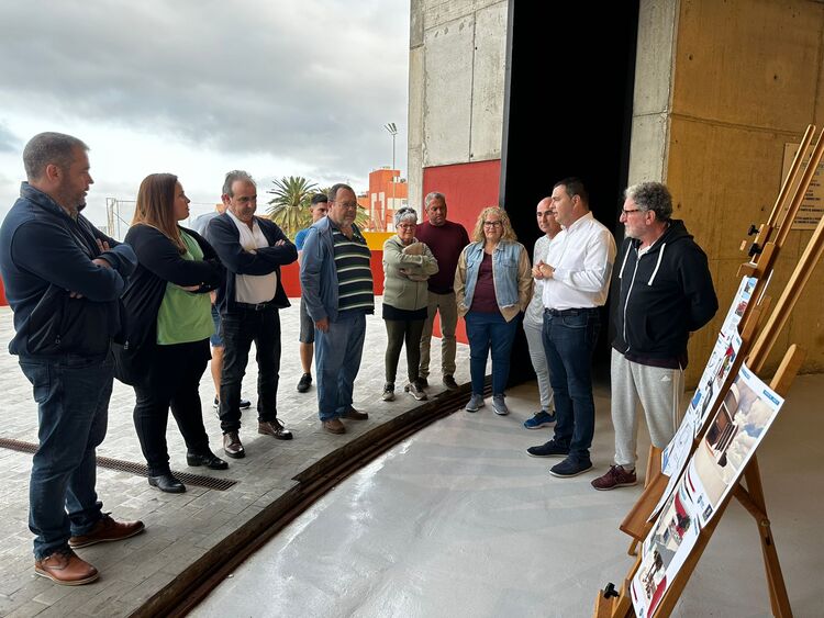 Un momento de la presentacion de la segunda fase del proyecto del Centro Civico Deportivo La Atalaya. 1