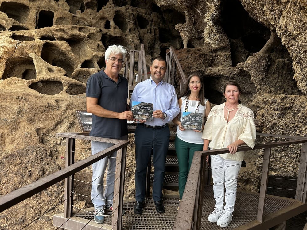 Foto presentacion guia patrimonial del Cenobio Valeron