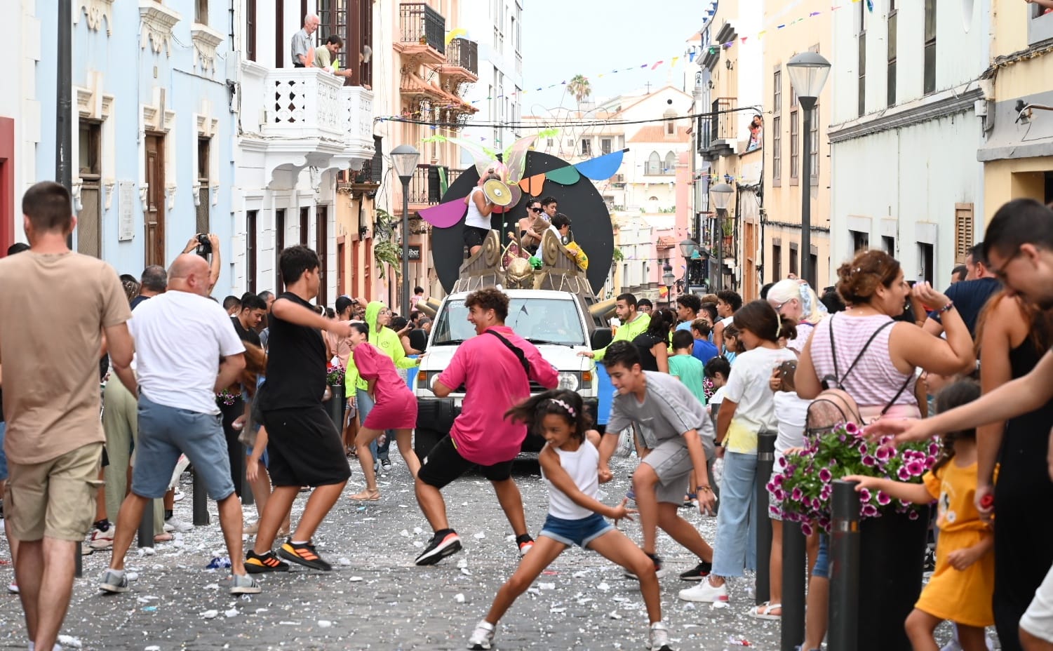 BATALLA DE FLORES 18