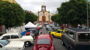 VI Exposición de coches clásicos y motos con degustación de queso y dulces de Guía en las Fiestas de San Roque este domingo 20 de agosto.