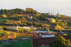 ZONA AGRICOLA DE SANTA CRISTINA EN LAS MEDIANIAS GUIENSES