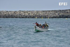 Llegada de tres cayucos con 514 inmigrantes a la Restinga (El Hierro)