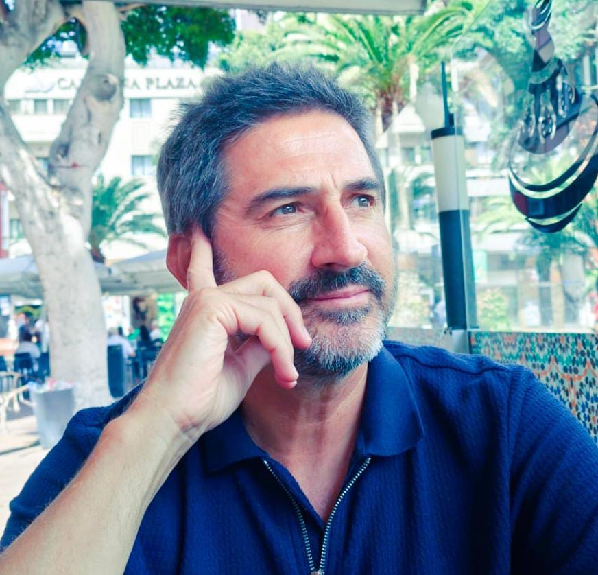 Charla sobre “Claves de Comunicación Asertiva y Escucha Activa en un mundo de Abundancia y Escasez” a cargo de Esteban Rodríguez García