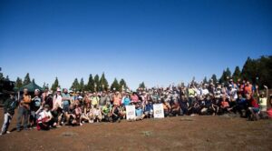 Participantes de la actividad del Dia del Arbol en los Altos de Galdar