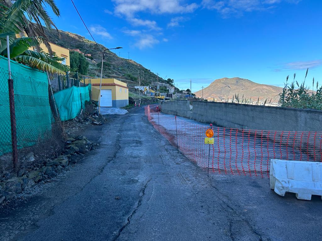 El Ayuntamiento de Guía informa de los cierres en la carretera de Anzo por obras y las vías alternativas