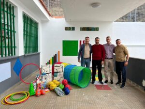 Entrega material deportivo La Aldea de SNicolas I