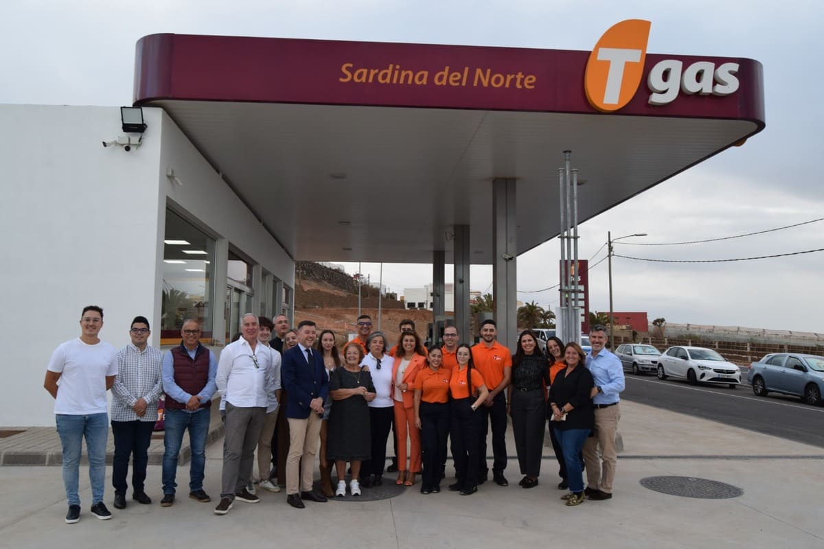 Sardina de Gáldar cuenta con su primera estación de servicio, que permanecerá abierta 24 horas       