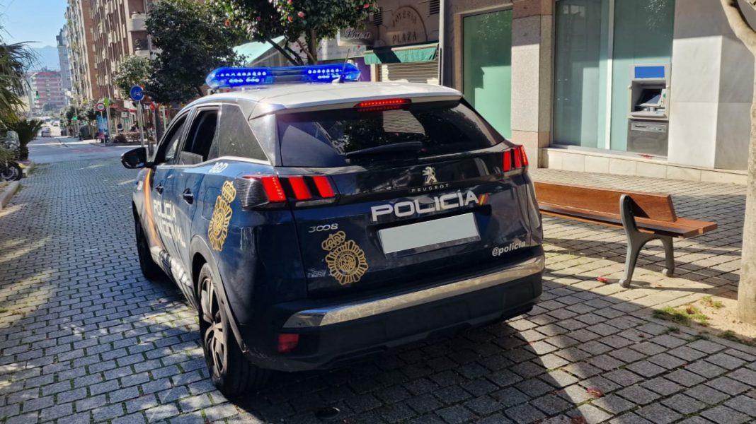 La Policía Nacional detiene a cuatro personas que trasladaban a jóvenes a España con falsos certificados de estudios
