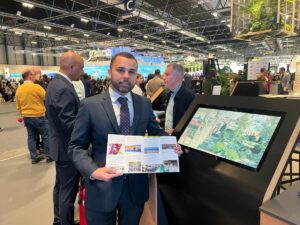 Ulises Miranda concejal de Turismo en FITUR con la informacion de Galdar