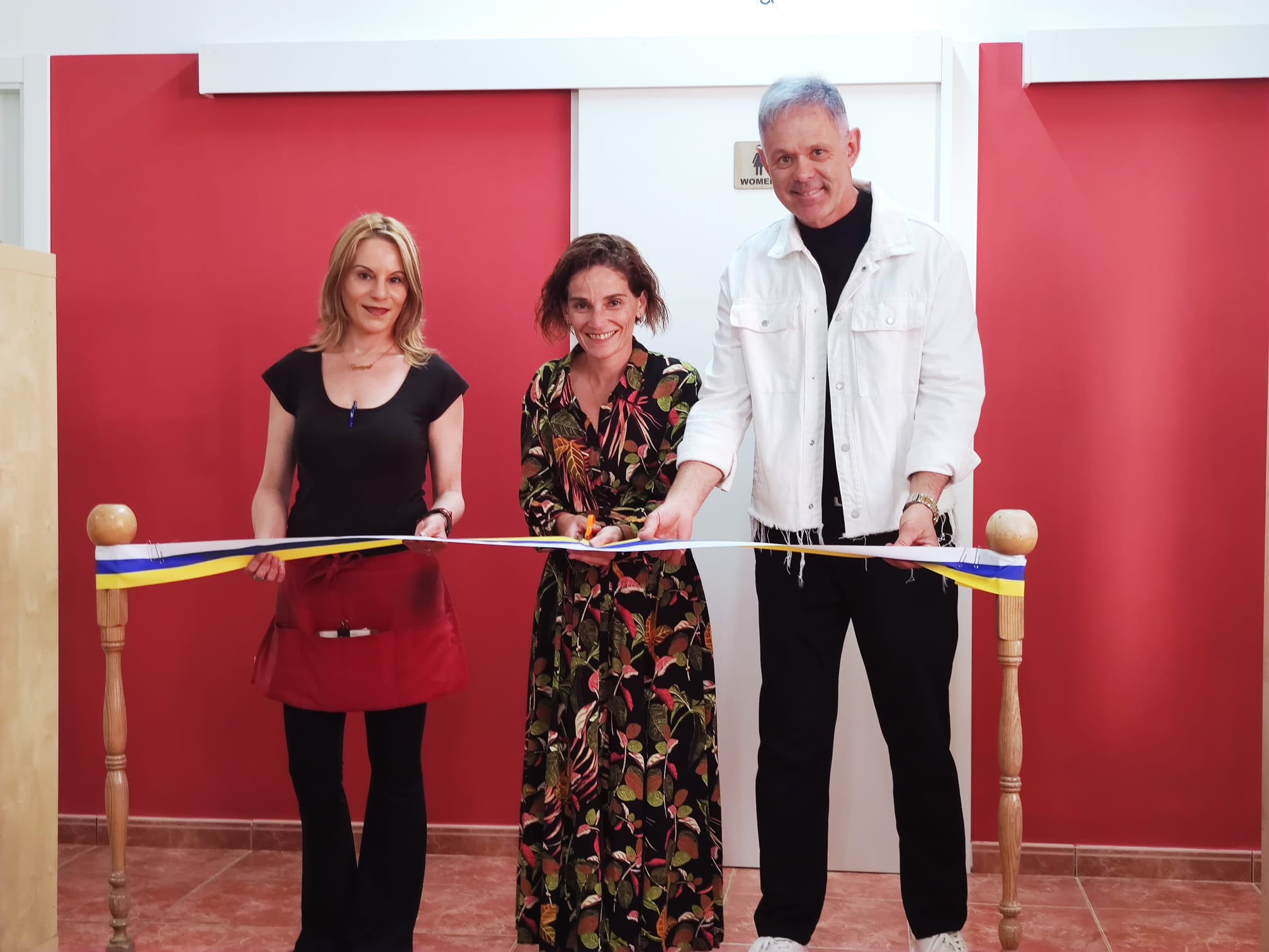 Inauguración de los nuevos trabajos de acondicionamiento del restaurante de la Asociación de Vecinos Amagro