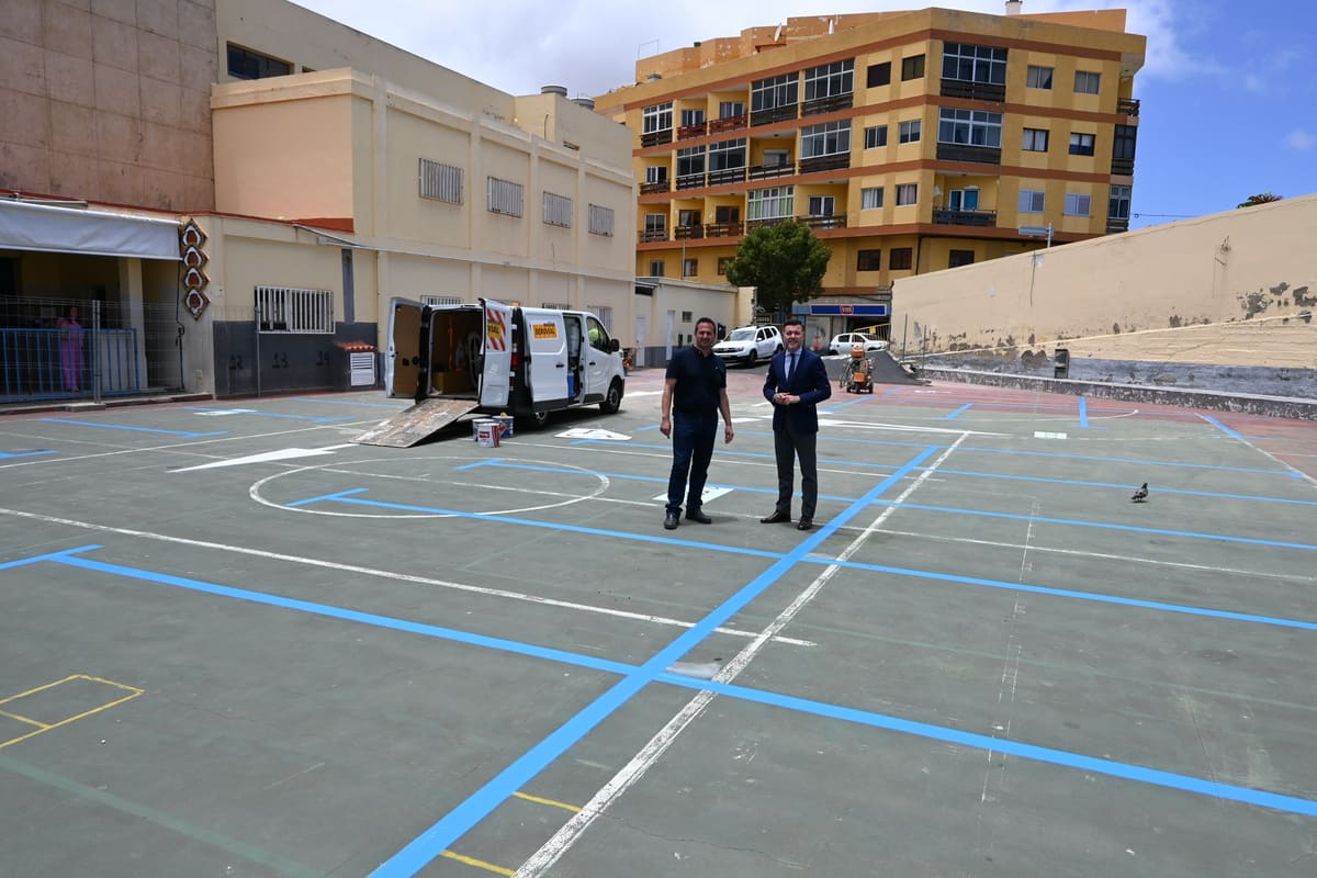 Gáldar habilita 62 plazas de aparcamiento en las canchas del IES Saulo Torón