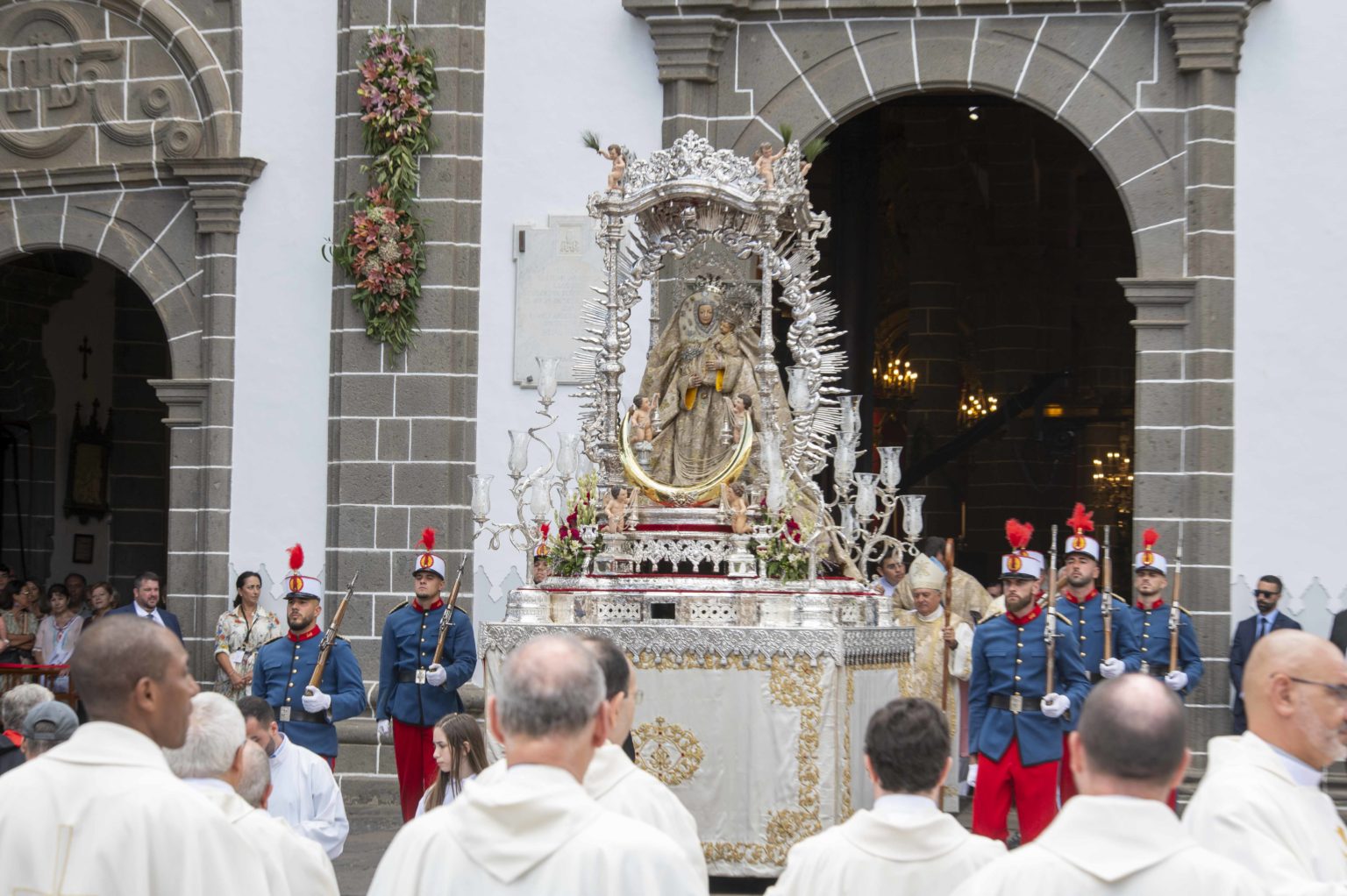 08 DIA DEL PINO TEROR