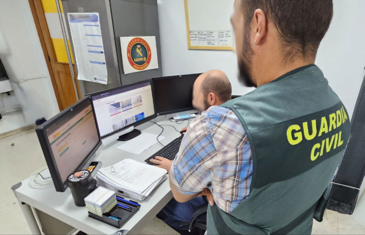 La Guardia Civil Investiga al supuesto autor de un delito de estafa bancaria con víctima residente en la isla de Gran Canaria