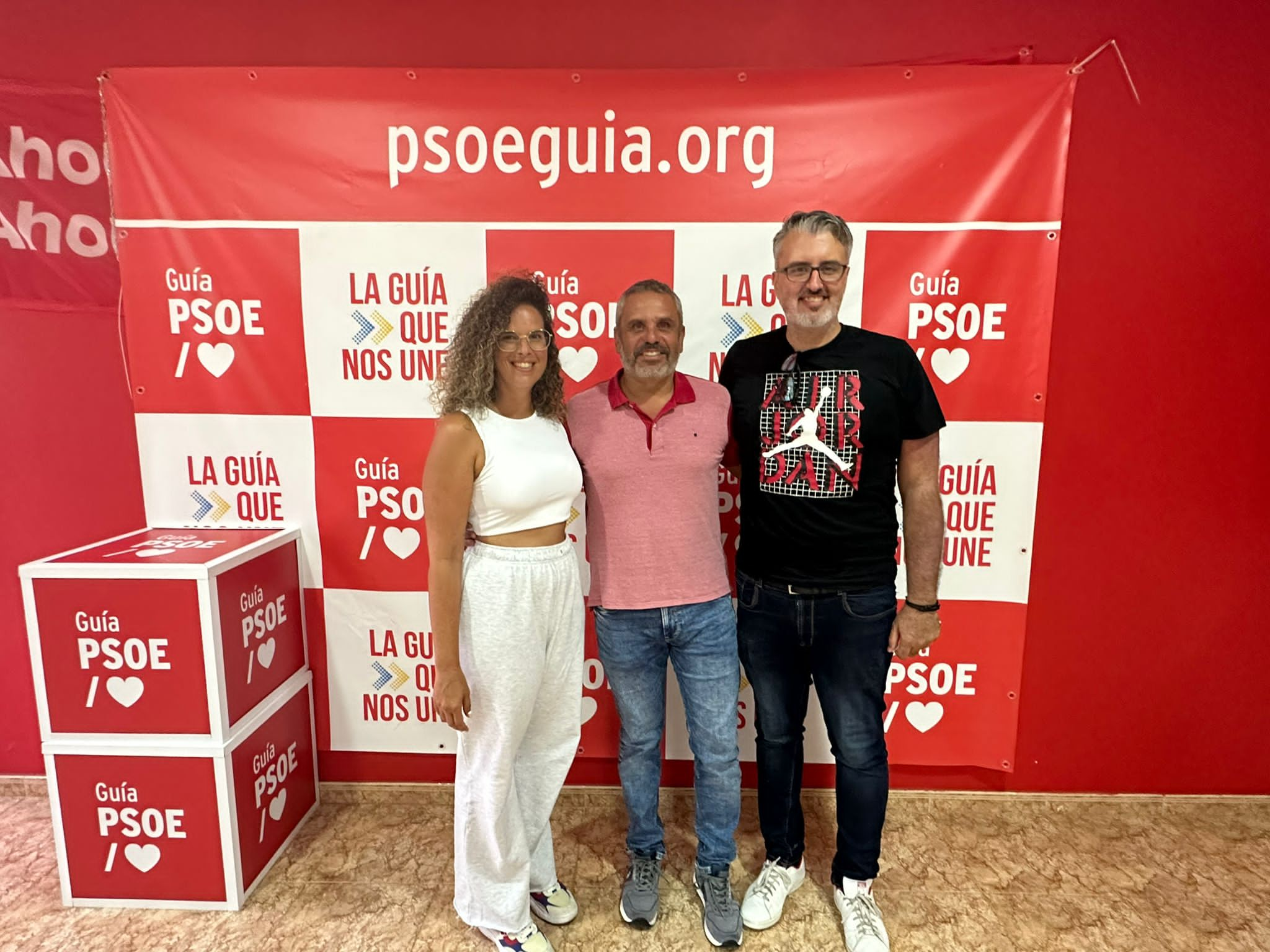 Afiliados del PSOE en Guía dicen SI a la moción de censura