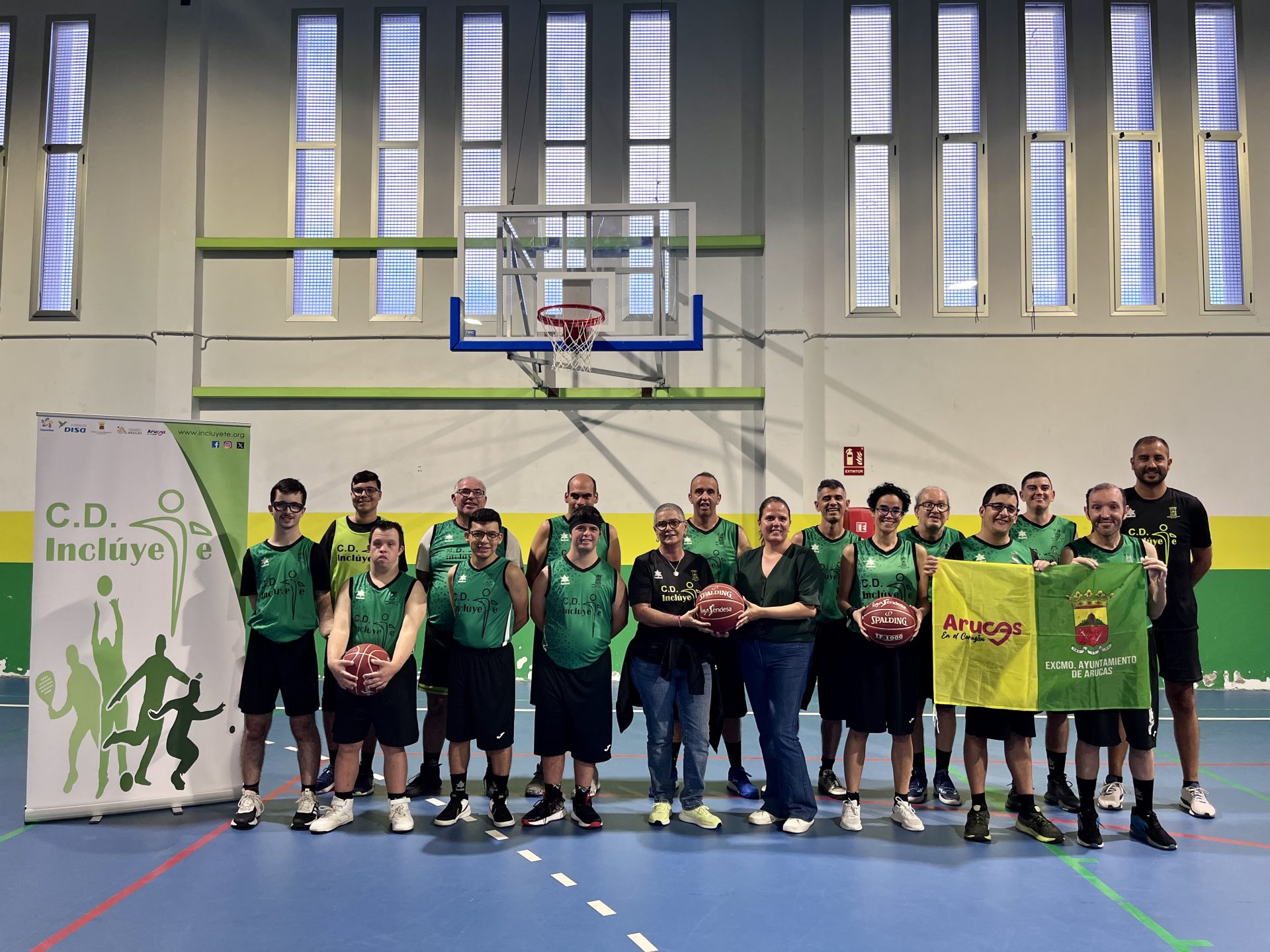 El CD Inclúyete y Servicios Sociales firman un convenio para seguir impulsando el baloncesto adaptado