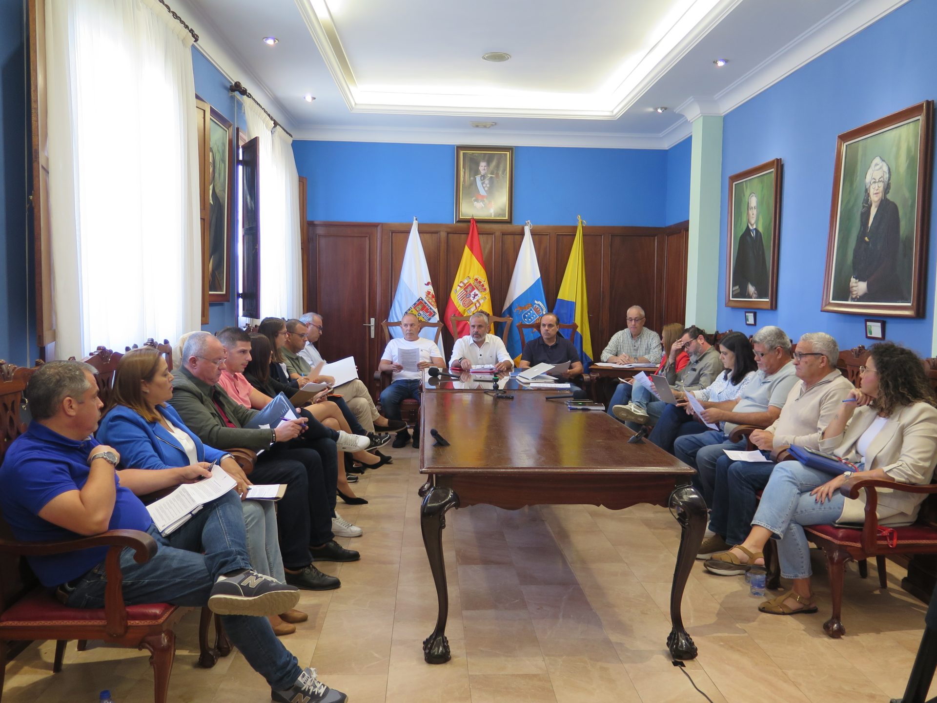 El grupo de gobierno municipal responde al anterior alcalde sobre las razones del retraso en la puesta en funcionamiento del Complejo Sociosanitario de Guía