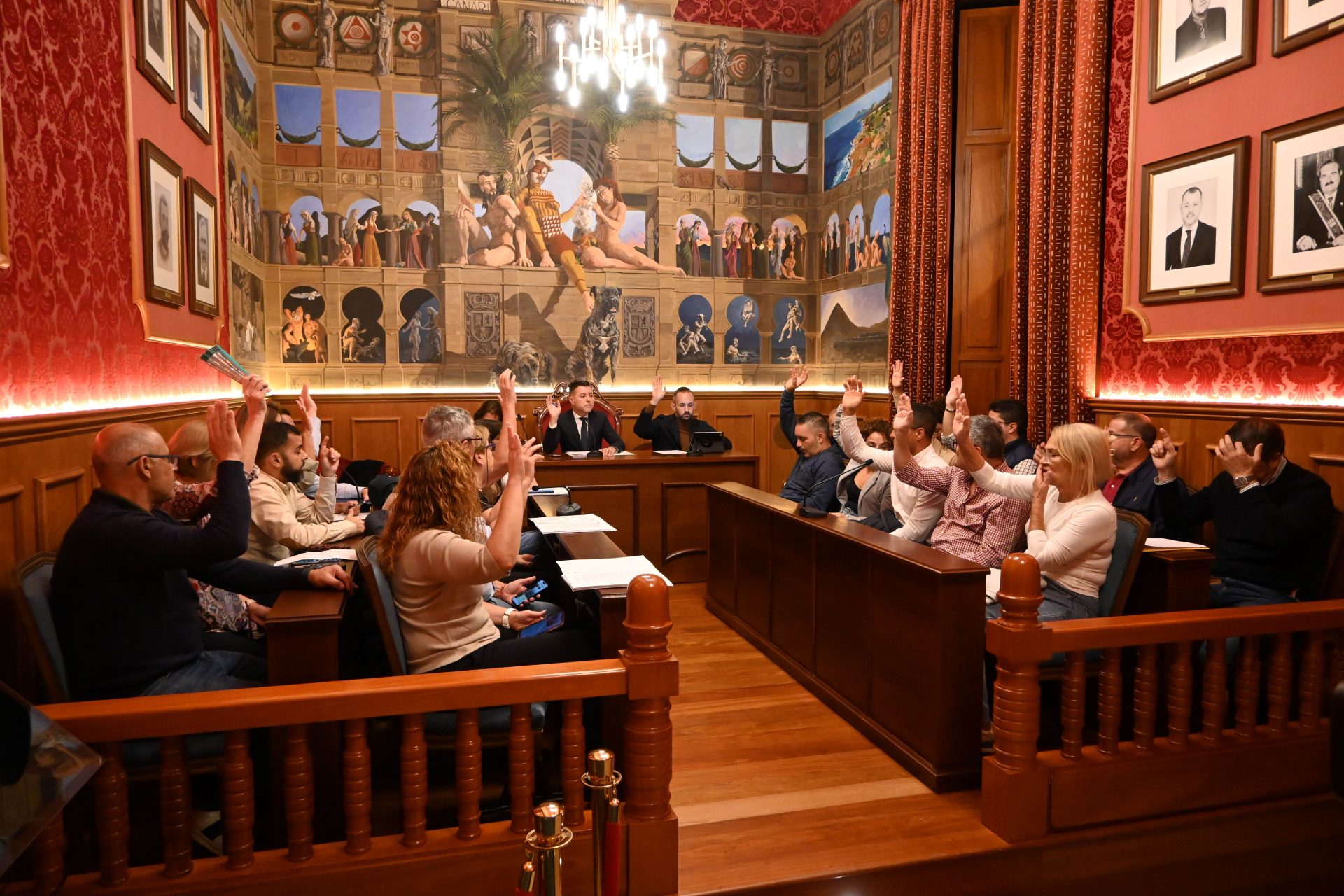 El Pleno nombra Hijo Adoptivo de Gáldar, a título póstumo, al Doctor Santiago Rosas Fossas, y Medalla de Oro a la Agrupación Musical Santa Cecilia