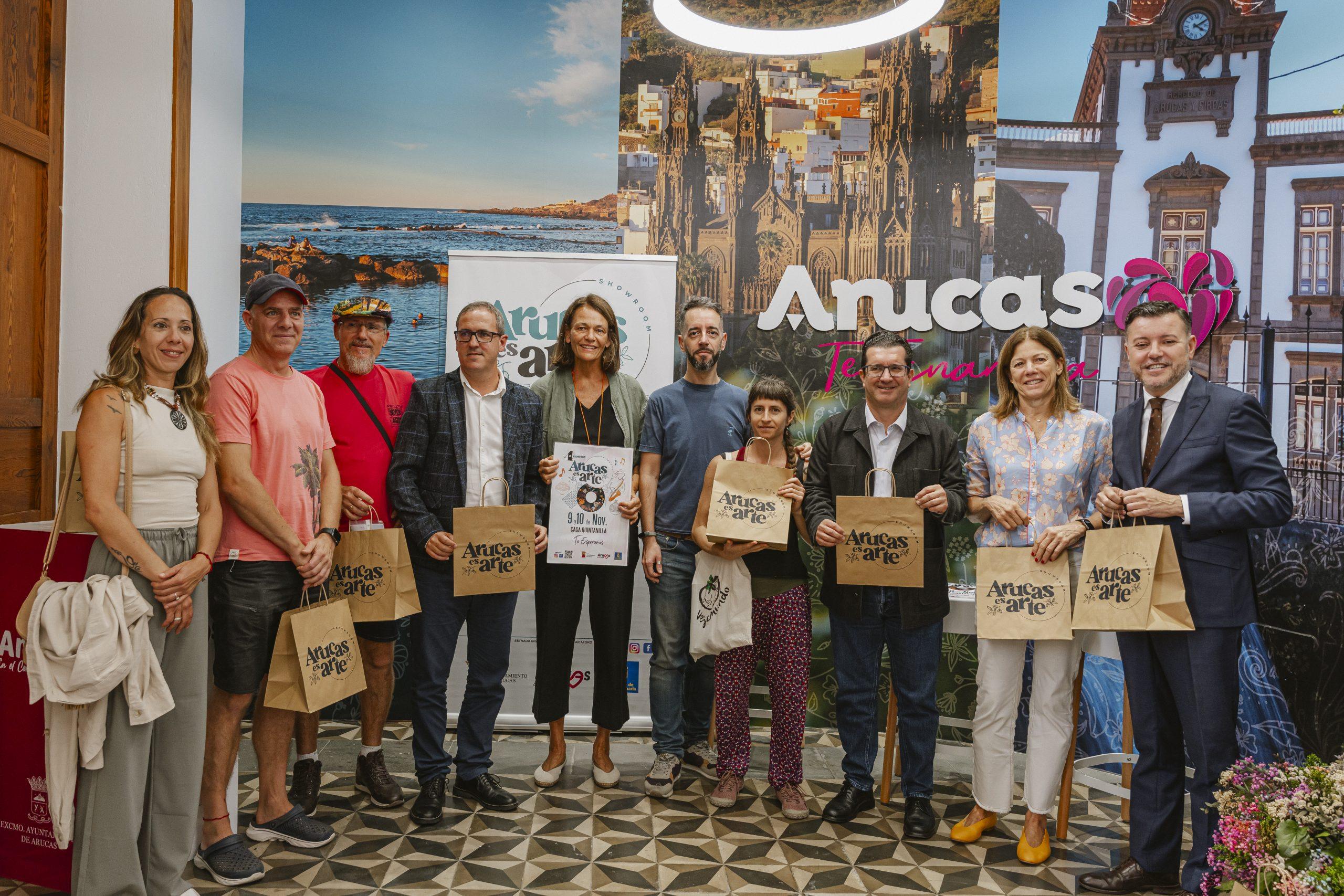 La Concejalía de Promoción Económica y Turismo del  Ayuntamiento de Arucas, presentó la cuarta edición del  “Showroom Arucas es arte”, Proyecto de dinamización  empresarial, cofinanciado al 100% por la Consejería de  Presidencia del Cabildo de Gran Canaria.