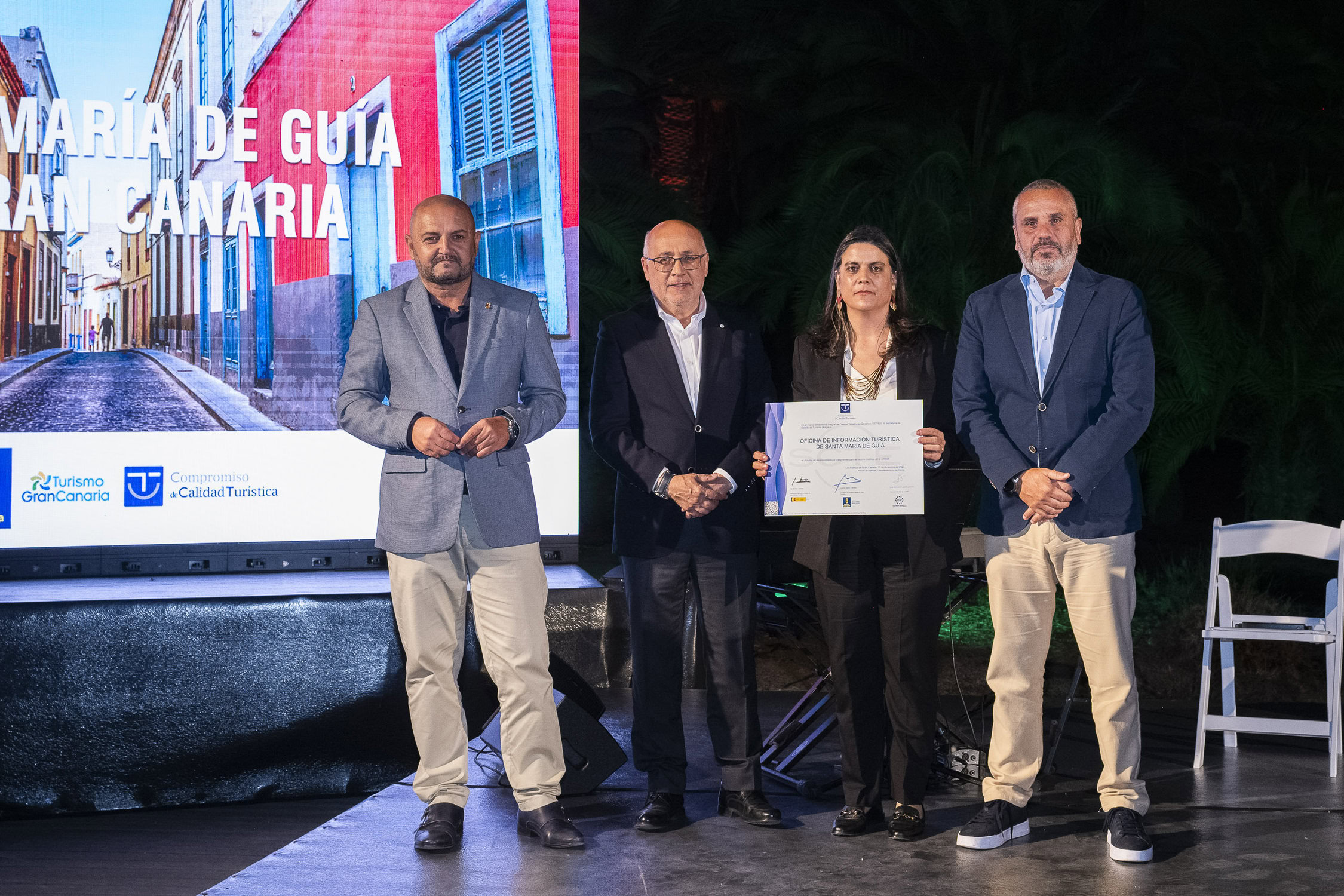 La Oficina de Información Turística de Santa María de Guía renueva su compromiso con la Calidad Turística