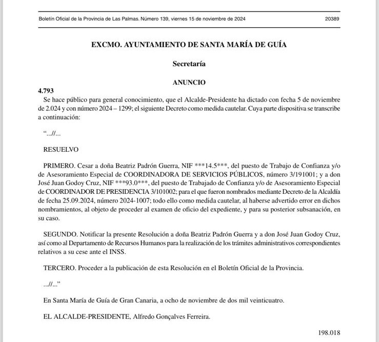 El alcalde, Alfredo Gonçalves, cesa a sus dos asesores, Beatriz Padrón y José Juan Godoy, por la ilegalidad de su nombramiento