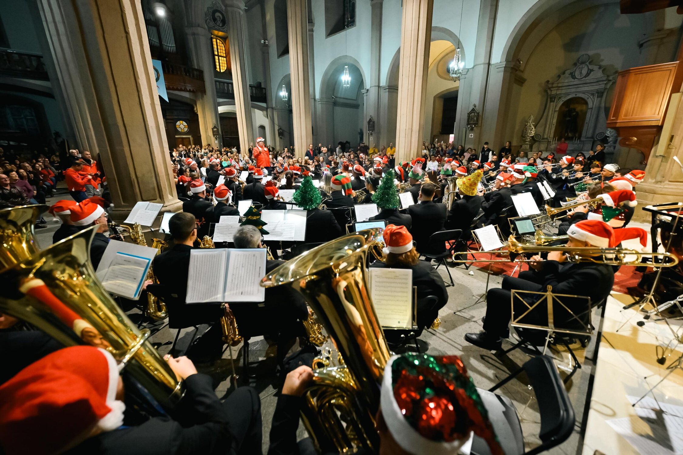 La Banda Municipal de Música deleita en su concierto de Navidad