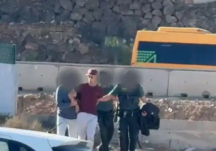 La Guardia Civil detiene a cuatro personas  por homicidio tras una reyerta en la localidad de Corralejo  