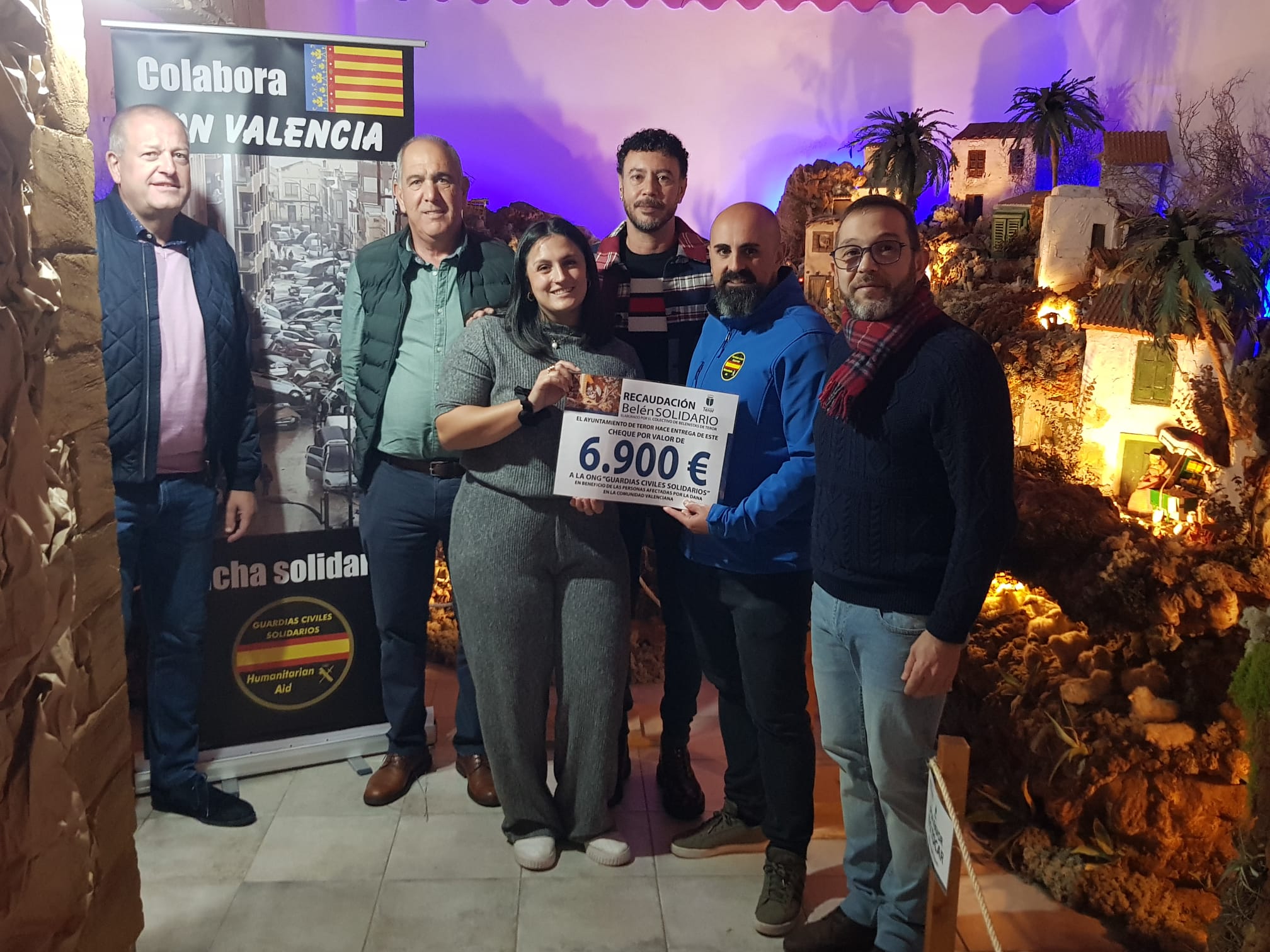 Teror entrega la recaudación del Belén Solidario para las personas afectadas por la DANA de Valencia