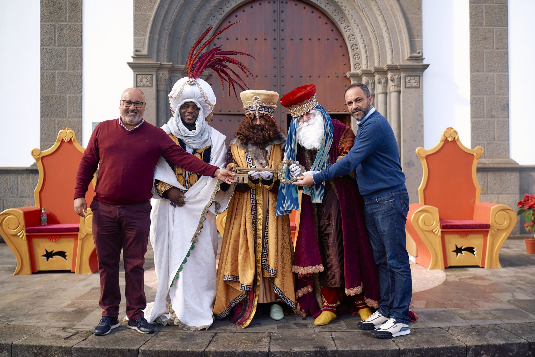 Los Reyes Magos de Oriente visitan la Villa de Moya  