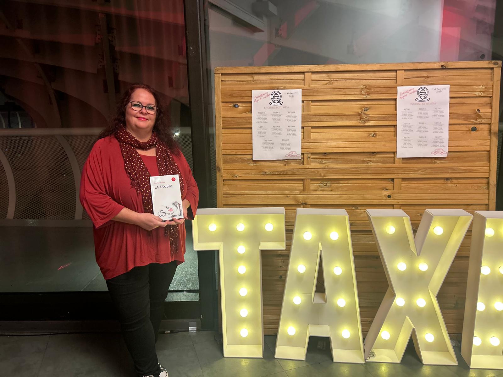 Exitosa acogida de la novela ‘La Taxista’ de Josefa Molina en el XI Encuentro Nacional de Mujeres Taxistas celebrado en Sevilla