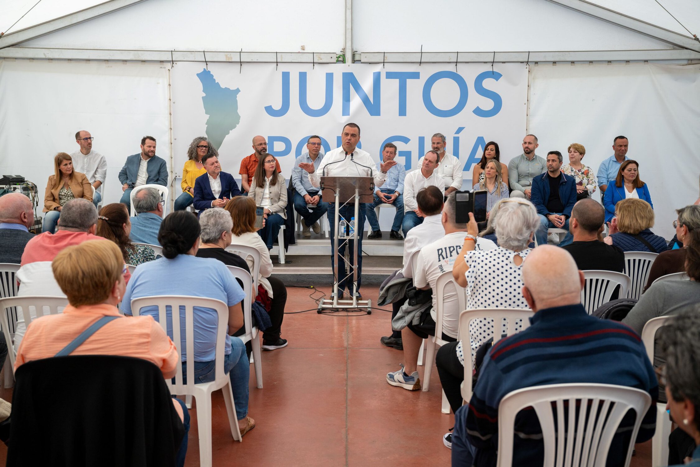 Juntos por Guía rompe por unanimidad con Nueva Canarias