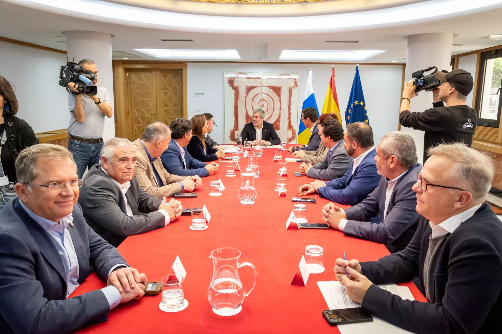 El alcalde de La Aldea de San Nicolás participa en el encuentro de trabajo mantenido entre la Mancomunidad del Norte y el Gobierno de Canarias