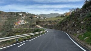 Asfaltado segunda fase de la carretera de Barranco Hondo de Abajo