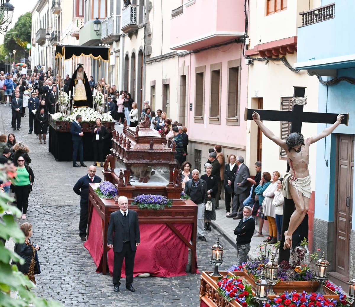 La Semana Santa en la Ciudad de Luján volverá a lucir en todo su esplendor con la salida de diez Pasos en la Procesión Magna del Viernes Santo