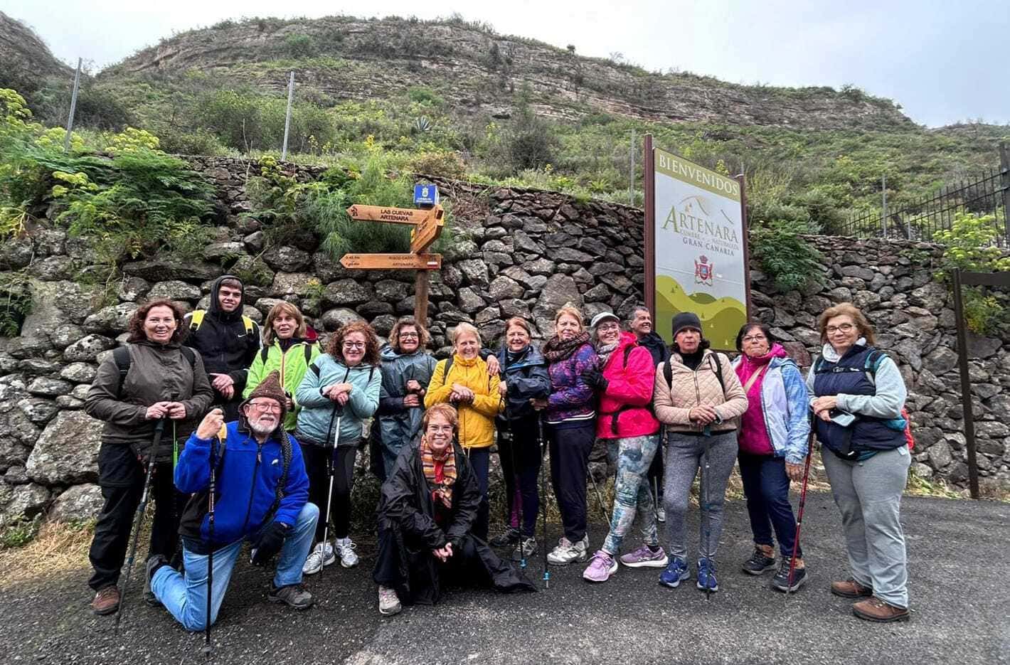 El proyecto Envejecimiento Activo organiza una ruta de senderismo por La Poza – Risco Caído y Lugarejos