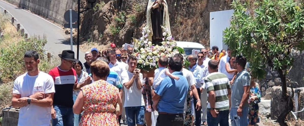 2El Hornillo vive su dia grande con la procesion de Santa Teresita2