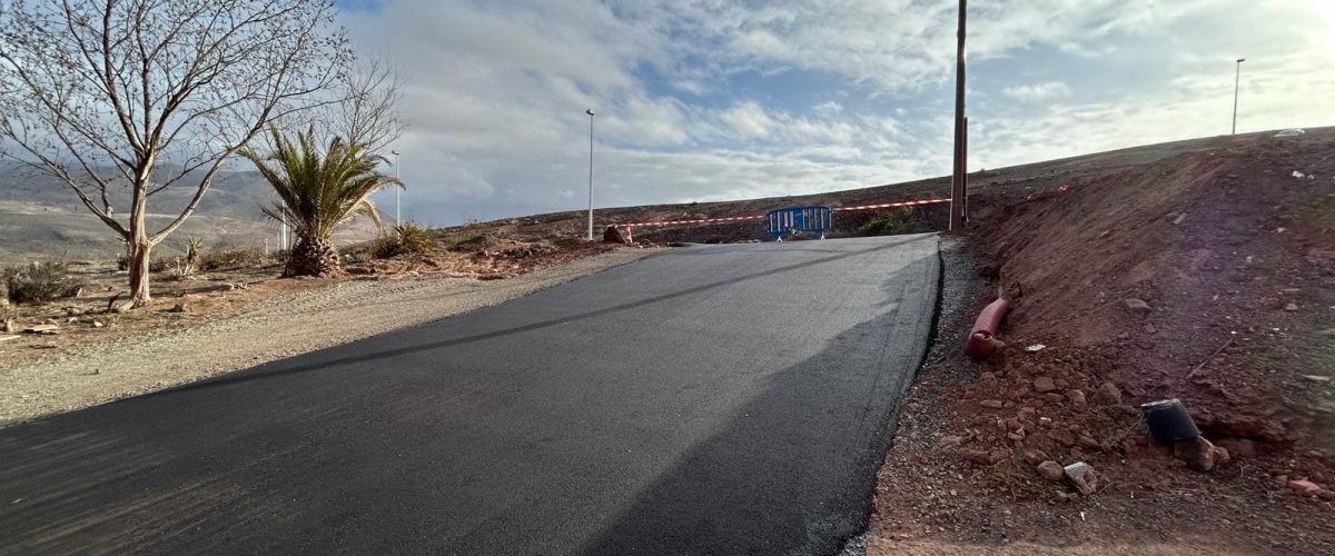 Acceso de Cumbrecillas del Faro a Urbanización Playa Canaria