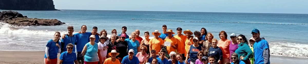 Actividad de Envejecimiento Activo en la playa de Sardina (1)