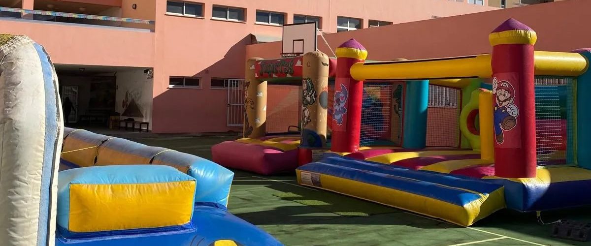 Actividades lúdicas en los colegios de Gáldar por el Dia de la Infancia