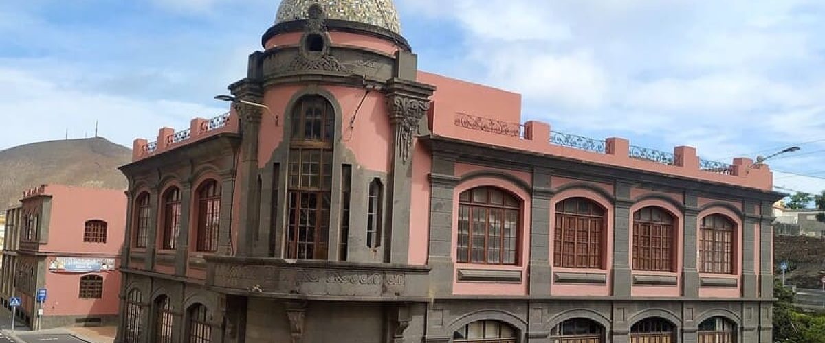 Antiguo Instituto de Guia y sede ahora de la Escuela Oficial de Idiomas de Guia 1