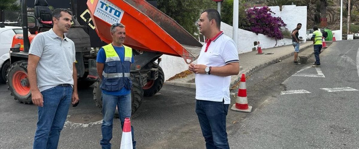 Avanzan las obras del acondicionamiento y mejora de la carretera de Anzo 1