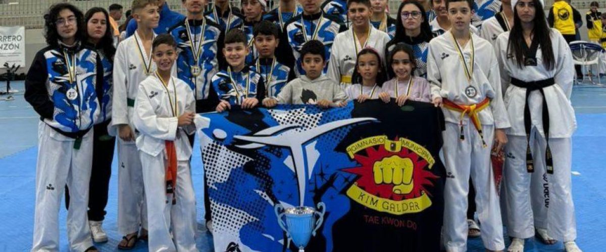 Delegacion del Kim Galdar en el Torneo de Navidad