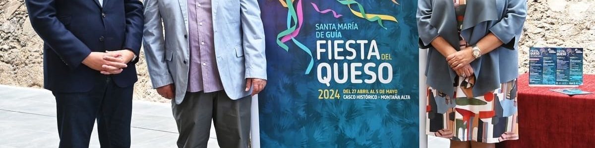 El alcalde, Pedro Rodríguez, junto a José Castellano y Teresa Bolaños, en la presentación del programa de la Fiesta del Queso 2024 celebrada hoy en el Mercado de Guía