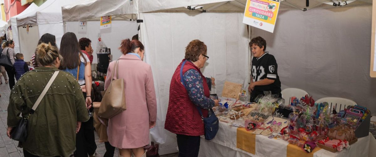 Feria de Artesanía en el Club del Mayor de Gáldar