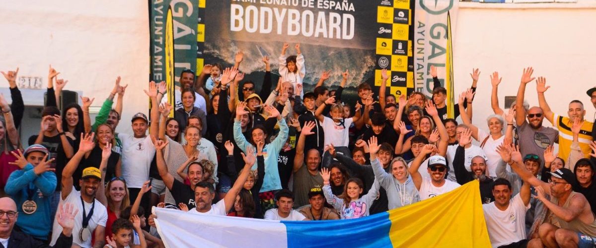 Foto de familia del campeonato de España de bodyboard (1)