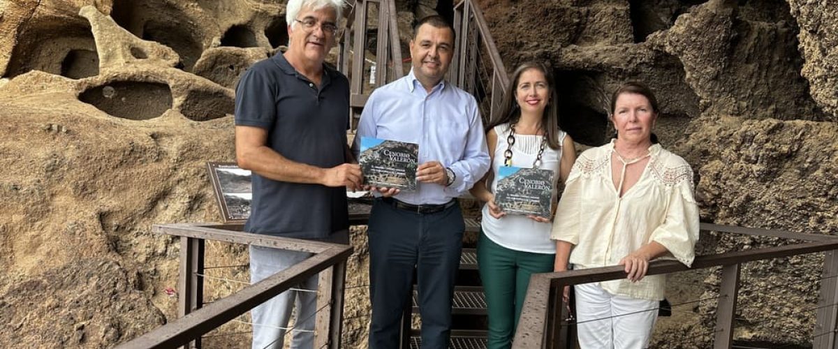 Foto presentacion guia patrimonial del Cenobio Valeron